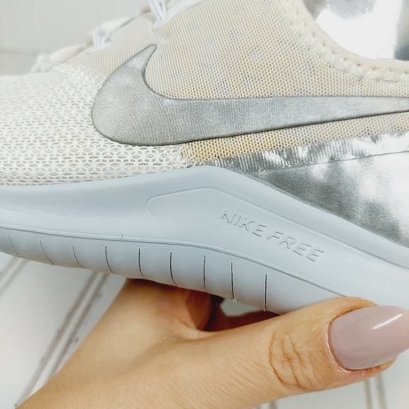 Nike Cream Silver Athleisure Training Lace Up Running Sneakers A239 - Picture 10 of 13